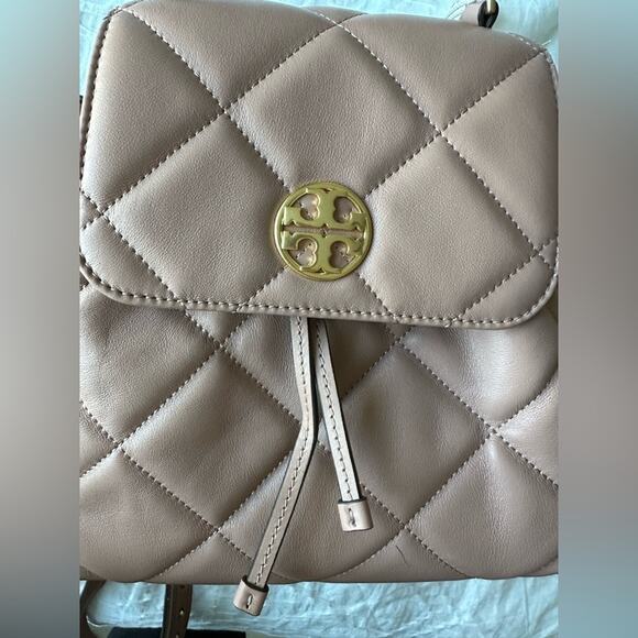 NWT Tory Burch Willa Soft Quilt Backpack Roasted Almond Gold - Picture 5 of 12